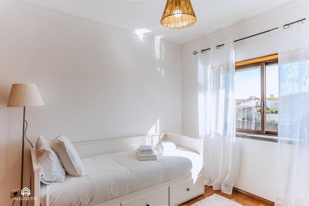 Casa Do Patio - 3 Bedrooms, Ponte Rol ตอร์เรส เวดรัส ภายนอก รูปภาพ