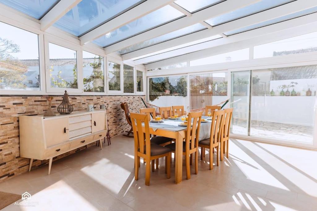 Casa Do Patio - 3 Bedrooms, Ponte Rol ตอร์เรส เวดรัส ภายนอก รูปภาพ
